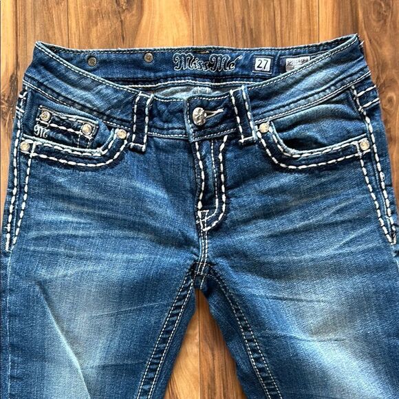 Miss Me Jean Capris - Picture 11 of 11